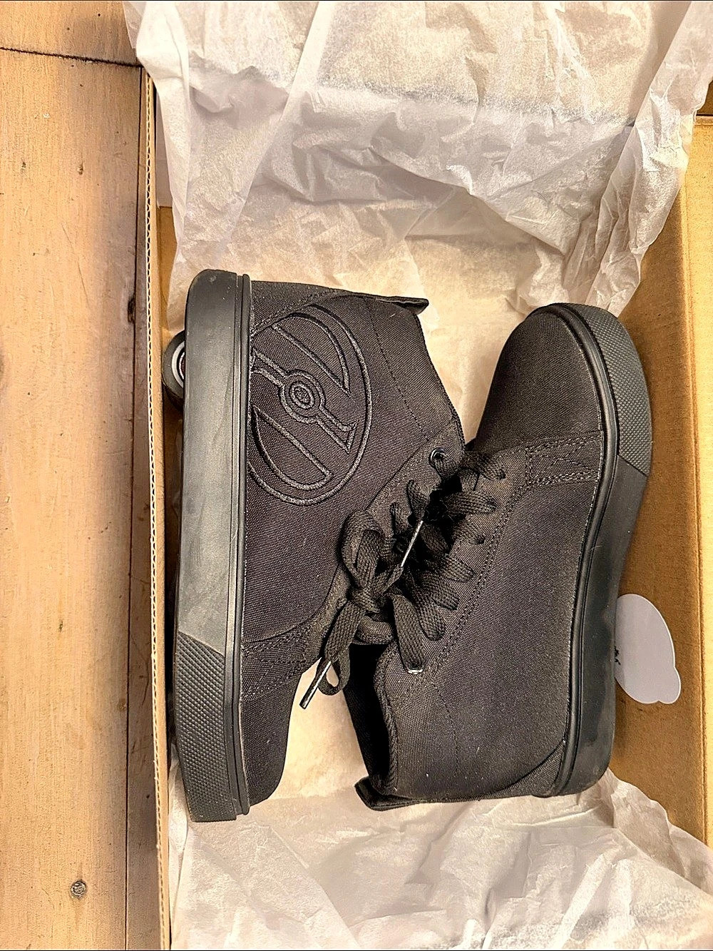 Heelys Racer 2.0 Black US 3 Sneakers